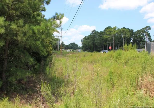 3rd image of 5242 Fisher Rd, Fayetteville, NC 28304 | MLS# 709877