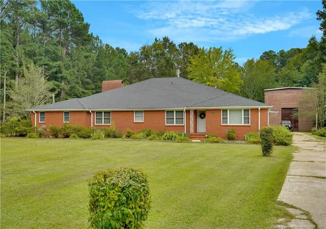 2nd image of 1882 Dunn Rd, Eastover, NC 28312 | MLS# 713904