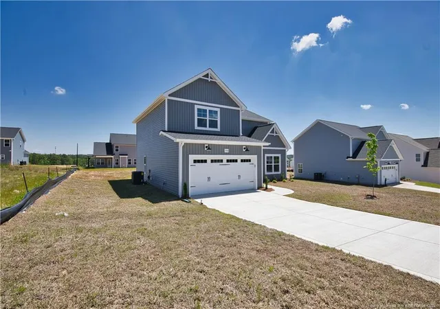 Photo 3 of Sale Pending at 5560 Tall Timbers Dr, Fayetteville, NC 28311 | MLS# 714459 | Listing updated on 2026-07-18