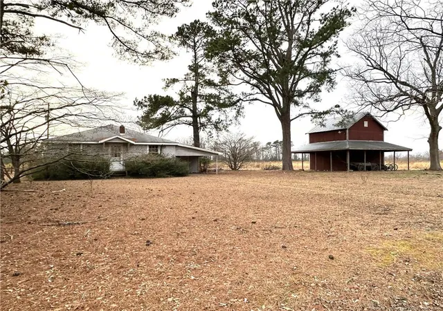 Photo 1 of Single family home for sale at 209 Bear Ln, Lumberton, NC 28360 | MLS# 720766 | Listing updated on 2026-07-18
