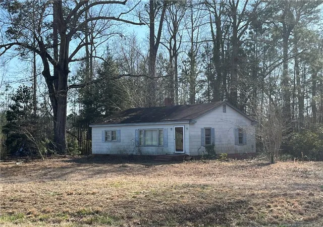 Homes for sale in Spring Lake, NC | 1712 Hayes Rd, Spring Lake, NC 28390 | MLS# 721298