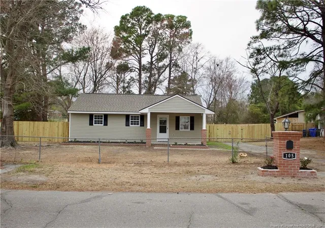 1st image of 105 Goodyear Ave, Fayetteville, NC 28303 | MLS# 722587