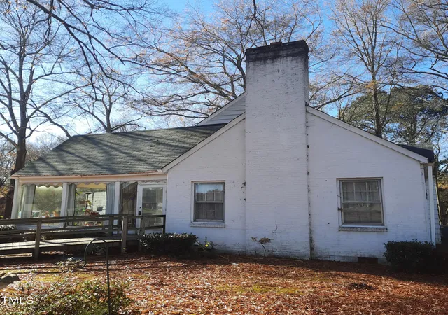 Photo 3 of Single family home for sale at 1852 Nc 62 Hwy N, Burlington, NC 27217 | MLS# 10026270 | Listing updated on 2026-07-18