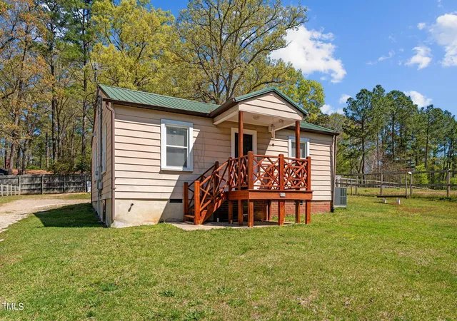 2nd image of 221 Stroud St, Sanford, NC 27330 | MLS# 10031993