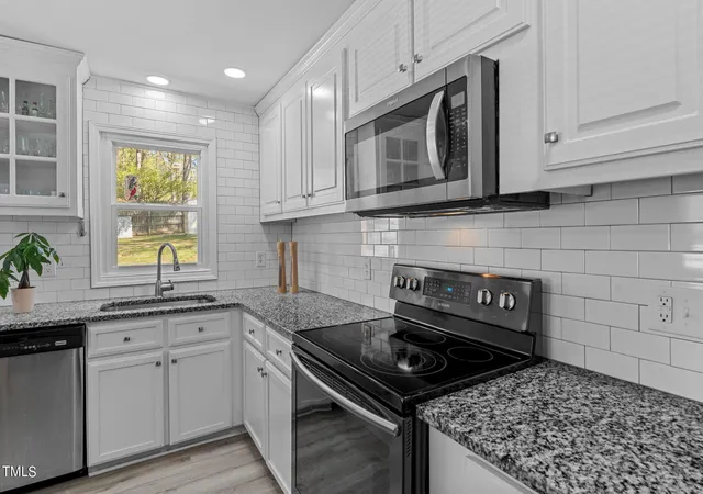 5th image of 221 Stroud St, Sanford, NC 27330 | MLS# 10031993