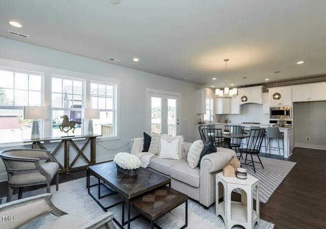 Photo 5 of Sale Pending at 213 Beacon Dr, Pittsboro, NC 27312 | MLS# 10034805 | Listing updated on 2026-07-18