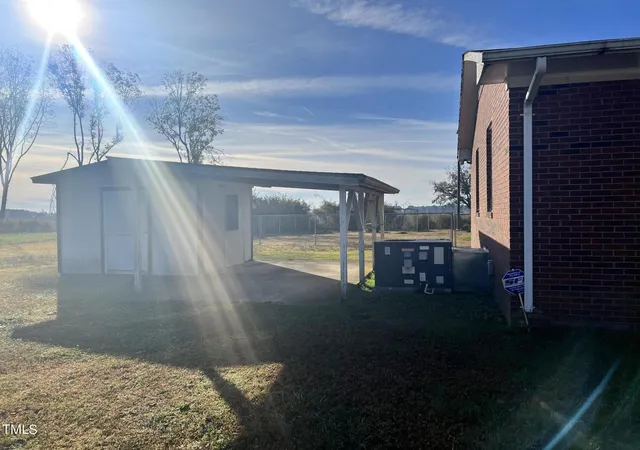 29th image of 901 Oliver St, Mount Olive, NC 28365 | MLS# 10044781
