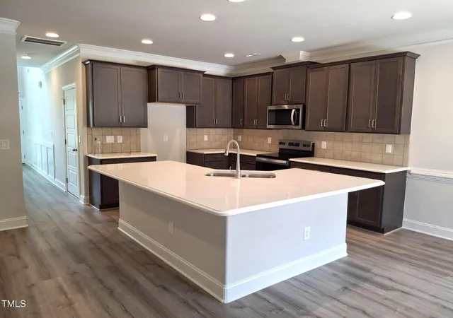 Photo 3 of Townhouse for sale at 1055 Talisker Way #19, Burlington, NC 27215 | MLS# 10048295 | Listing updated on 2026-09-14