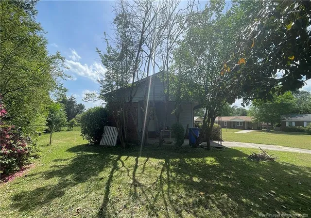 Photo 4 of Single family home for sale at 808 Bronco Ln, Fayetteville, NC 28303 | MLS# 732140 | Listing updated on 2026-10-01