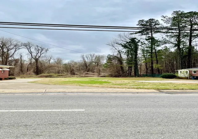 Photo 2 of Land for sale at 00 Oxford Rd/southern Ave Rd, Henderson, NC 27536 | MLS# 10054278 | Listing updated on 2026-09-01