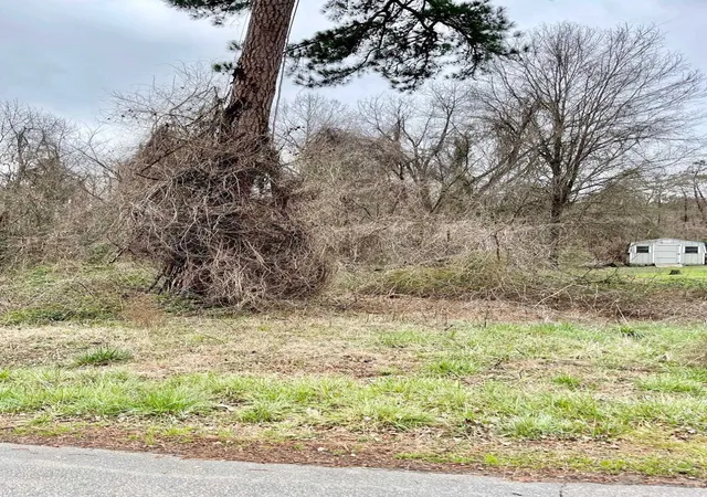 Photo 5 of Land for sale at 00 Oxford Rd/southern Ave Rd, Henderson, NC 27536 | MLS# 10054278 | Listing updated on 2026-09-01