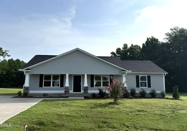 Photo 3 of Sale Pending at 197 Pate Landing Dr, Selma, NC 27576 | MLS# 10078416 | Listing updated on 2026-09-14