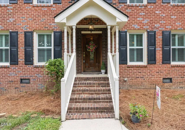 3rd image of 908 Buckingham Rd, Garner, NC 27529 | MLS# 10184178