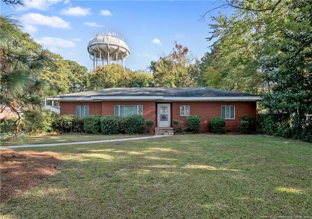 1st image of 1914 Morganton Rd, Fayetteville, NC 28305 | MLS# 733179