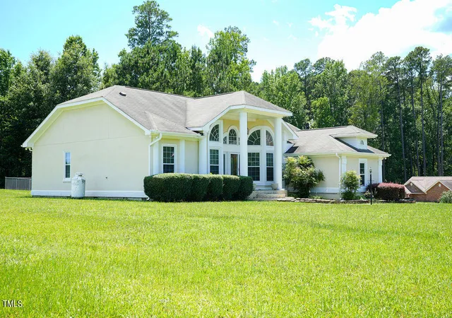 Photo 3 of Single Family Residence at 6101 Valentine St, Zebulon, NC 27597 | MLS# 10068056 | | Sold on 2026-06-12