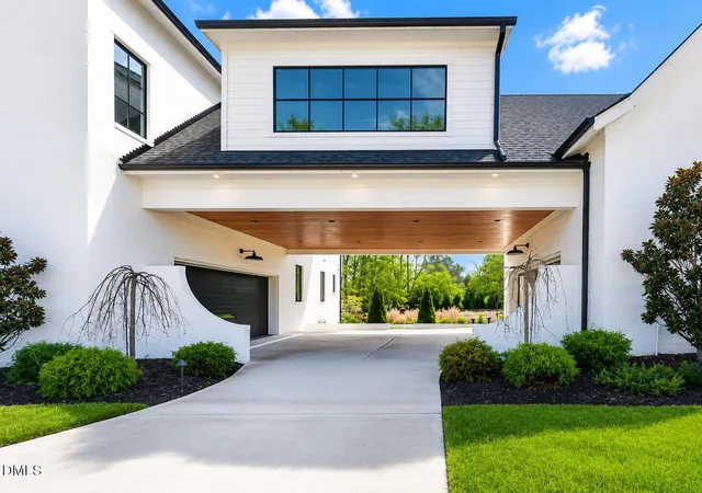 Photo 3 of Single family home for sale at 1425 Sky Vista Wy, Raleigh, NC 27613 | MLS# 10068573 | Listing updated on 2026-09-23