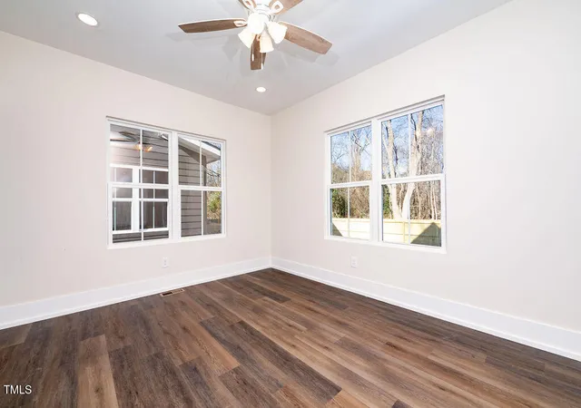 Photo 4 of Sale Pending at 1129 Elmo St, Durham, NC 27701 | MLS# 10069660 | Listing updated on 2026-07-18