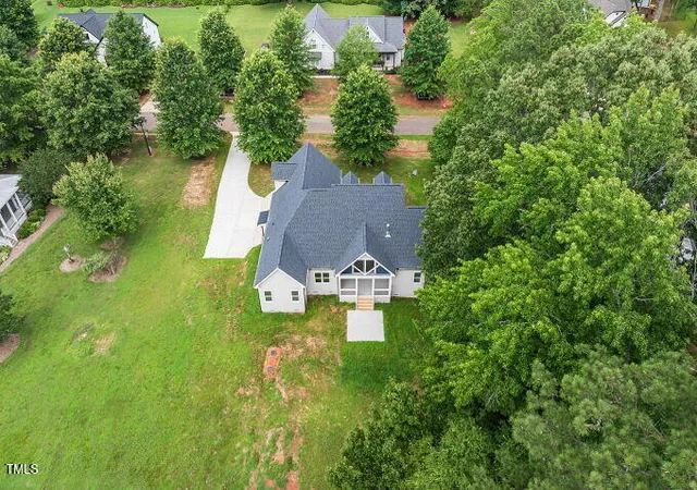 3rd image of 20 Tamaran Ct, Spring Hope, NC 27882 | MLS# 10071179