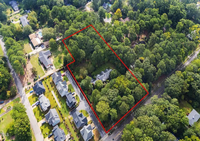 Photo 2 of Sale Pending at 715 Powell Dr, Raleigh, NC 27606 | MLS# 10071627 | Listing updated on 2026-07-18