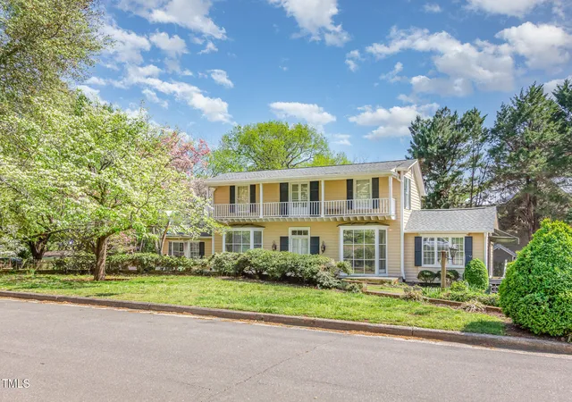 1st image of 110 E Orange St, Hillsborough, NC 27278 | MLS# 10072621