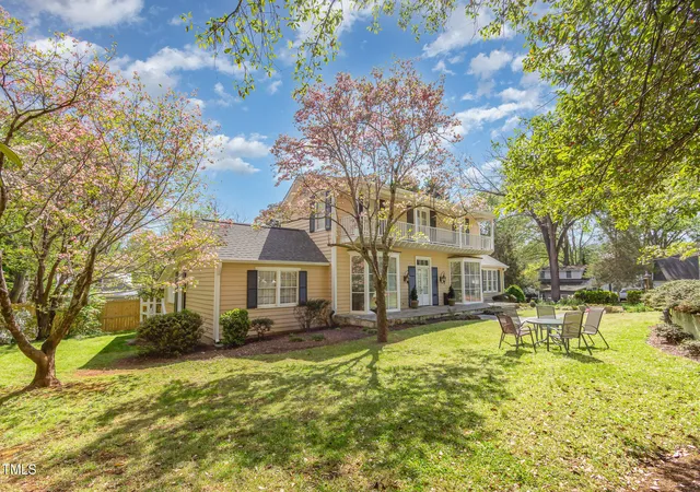 4th image of 110 E Orange St, Hillsborough, NC 27278 | MLS# 10072621