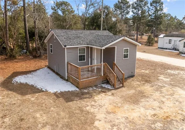 Homes for sale in Raeford, NC | 422 Doc Brown Rd, Raeford, NC 28376 | MLS# 738012