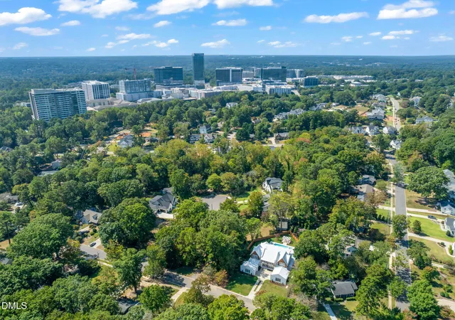 5th image of 4305 Windsor Pl, Raleigh, NC 27609 | MLS# 10075510