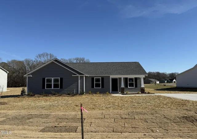 Homes for sale in Dunn, NC | 44 Harvest Hills Ln, Dunn, NC 28334 | MLS# 10079750