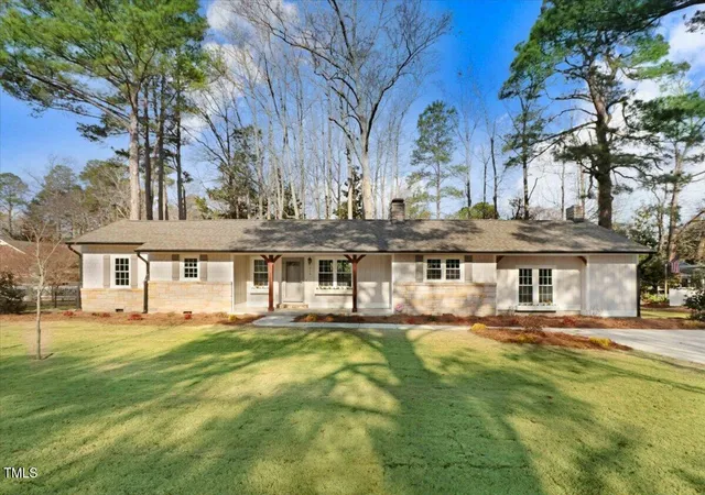 Photo 1 of Single family home for sale at 210 S General Lee Ave, Dunn, NC 28334 | MLS# 10079752 | Listing updated on 2026-07-24