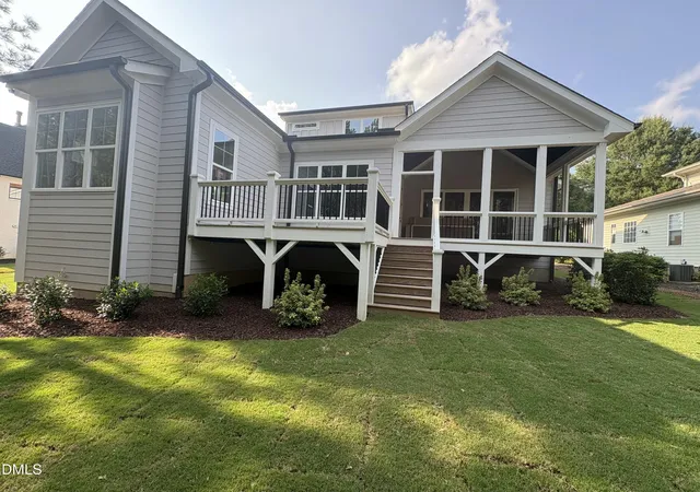 Photo 4 of Single family home for sale at 829 Chapel Ridge Dr, Pittsboro, NC 27312 | MLS# 10084591 | Listing updated on 2026-08-11