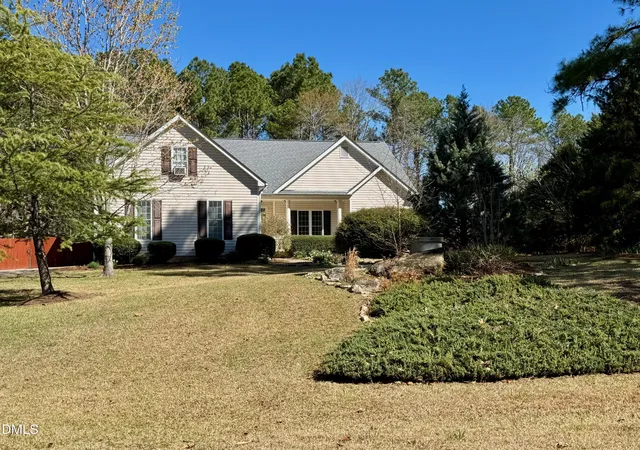 2nd image of 20 Willows Den Ct, Youngsville, NC 27596 | MLS# 10089388