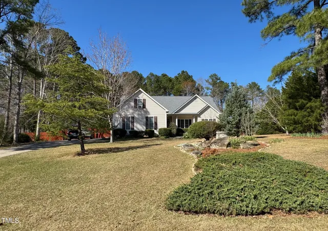 3rd image of 20 Willows Den Ct, Youngsville, NC 27596 | MLS# 10089388