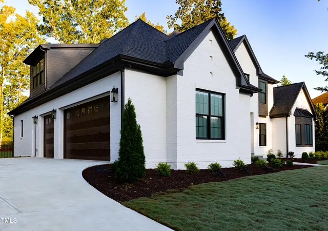 Photo 2 of Single family home for sale at 186 Evington Dr, Pittsboro, NC 27312 | MLS# 10086688 | Listing updated on 2026-07-18