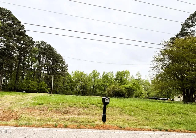 2nd image of 1712 Avent Ferry Rd, Holly Springs, NC 27540 | MLS# 10089174