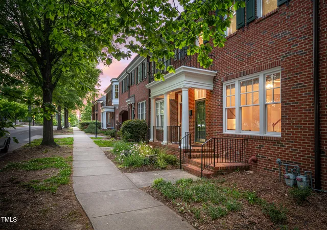 Photo 2 of Townhouse at 1508 W Markham Ave, Durham, NC 27705 | MLS# 10092109 | | Sold on 2026-05-20