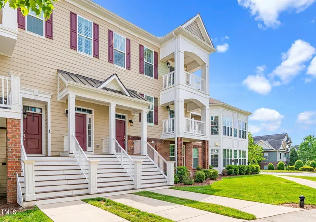 3rd image of 10530 Sablewood Dr #112, Raleigh, NC 27617 | MLS# 10092500