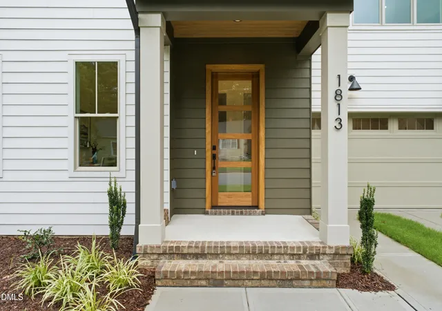 3rd image of 1813 Bennett St, Raleigh, NC 27604 | MLS# 10098554