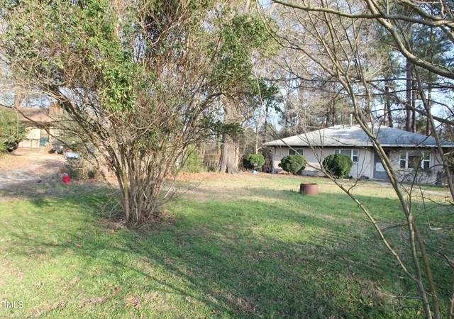 Photo 1 of Sale Pending at 4 Bolin Hts, Chapel Hill, NC 27514 | MLS# 10094490 | Listing updated on 2026-07-18