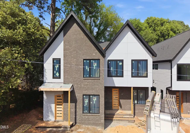 Homes for sale in Raleigh, NC | 1804 Pershing Rd, Raleigh, NC 27608 | MLS# 10097335