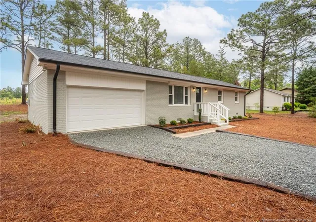 Homes for sale in Aberdeen, NC | 1224 Pee Dee Rd, Aberdeen, NC 28315 | MLS# 743775