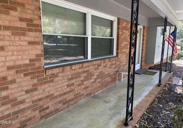 Homes for sale in Durham, NC | 5022 Green Oak Dr, Durham, NC 27712 | MLS# 10145491