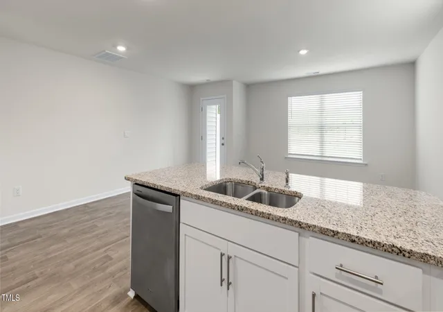 Photo 4 of Townhouse at 138 Rusling Leaf Dr, Fuquay Varina, NC 27526 | MLS# 10104693 | | Sold on 2026-06-04