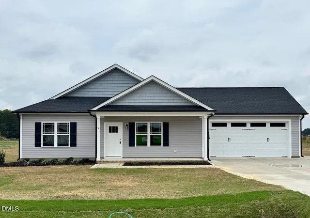 Photo 1 of Single family home for sale at 9 Alex Acres Wy, Clayton, NC 27520 | MLS# 10113653 | Listing updated on 2026-09-18