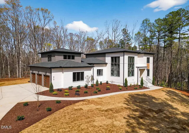 Photo 2 of Mansion for sale at 213 Brk Green Ln #11, Pittsboro, NC 27312 | MLS# 10109349 | Listing updated on 2026-10-05