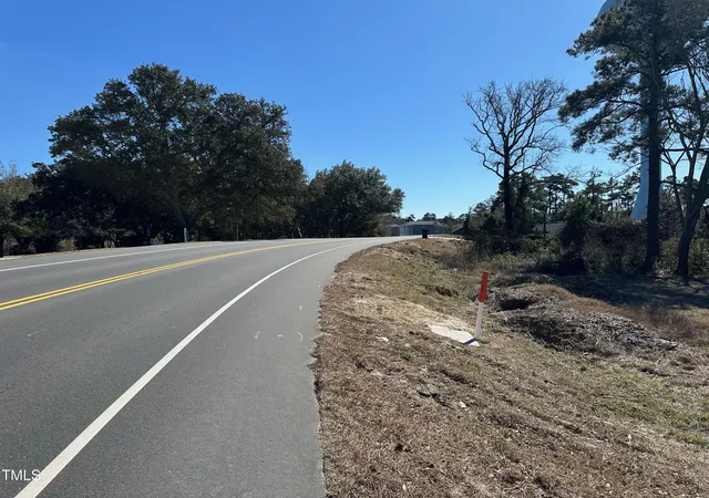 3rd image of 2101 Colington Rd, Kill Devil Hills, NC 27948 | MLS# 10111013