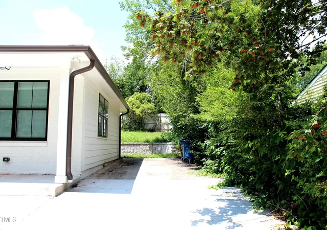 Photo 3 of Single Family Residence at 509 Walton St, Durham, NC 27703 | MLS# 10136413 | | Sold on 2026-06-18