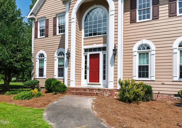 Photo 4 of Single Family Residence at 2464 Village Of Wakefield Dr, Zebulon, NC 27597 | MLS# 10108922 | | Sold on 2026-05-14
