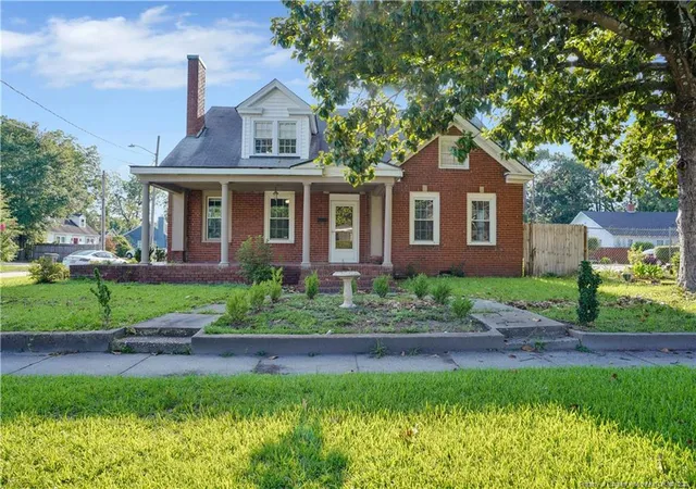 2nd image of 1301 N Pine St, Lumberton, NC 28358 | MLS# 746978