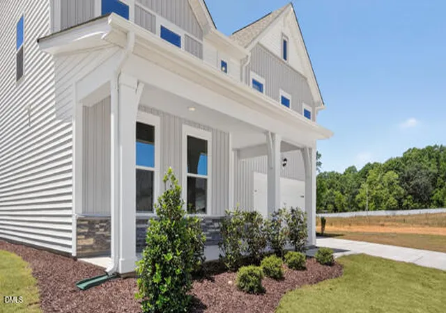 4th image of 70 Pasture Ride Dr, Clayton, NC 27520 | MLS# 10110910