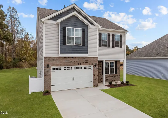 2nd image of 1009 Middlecrest Dr, Rocky Mount, NC 27804 | MLS# 10111072
